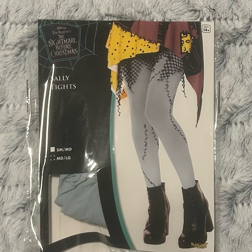 Spirit Sally Tights with Stitched Design